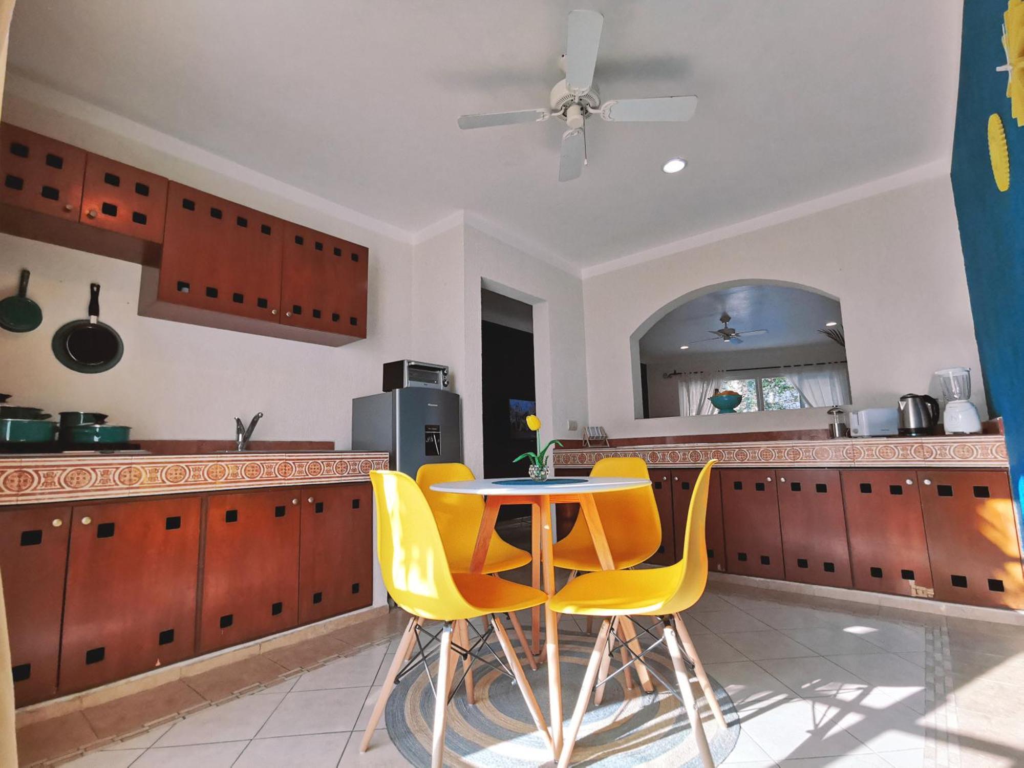 Beautiful & Cozy Near Beach Apartment Pool & Kingsize Bed Cancún Chambre photo